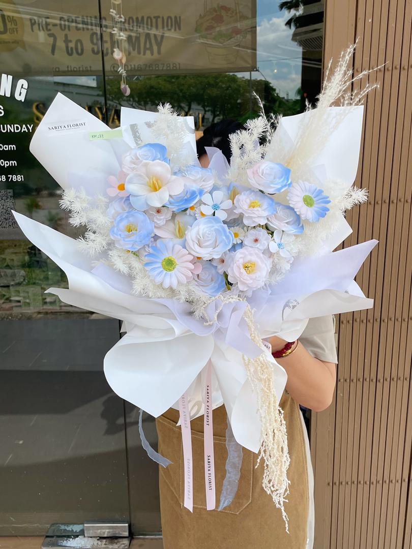 Ocean Breeze & Blossoms - Image 3